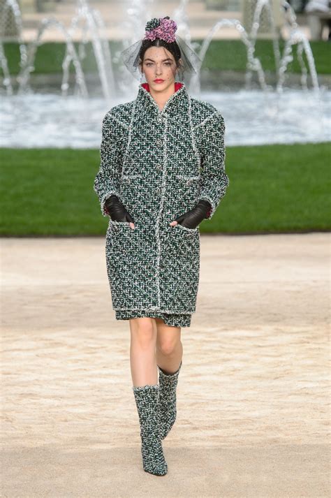 défilé chanel grand palais 2018|LE DÉFILÉ HAUTE COUTURE PRINTEMPS.